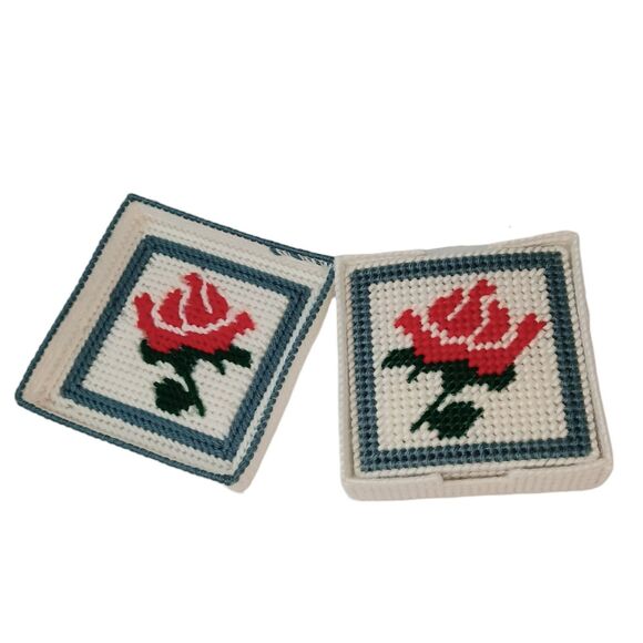 VTG Needlepoint Red Rose Coasters Plastic Canvas Set Of 6 With Box Cottagecore - Picture 3 of 8